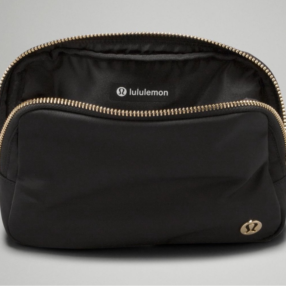 Black with Gold Hardware- lululemon belt bag